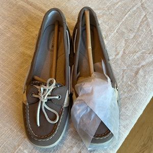 New Women’s Sperry Sequin shoes